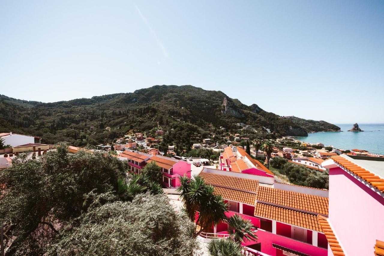 Pink Palace Beach Resort 아기오스고르디오스 외부 사진