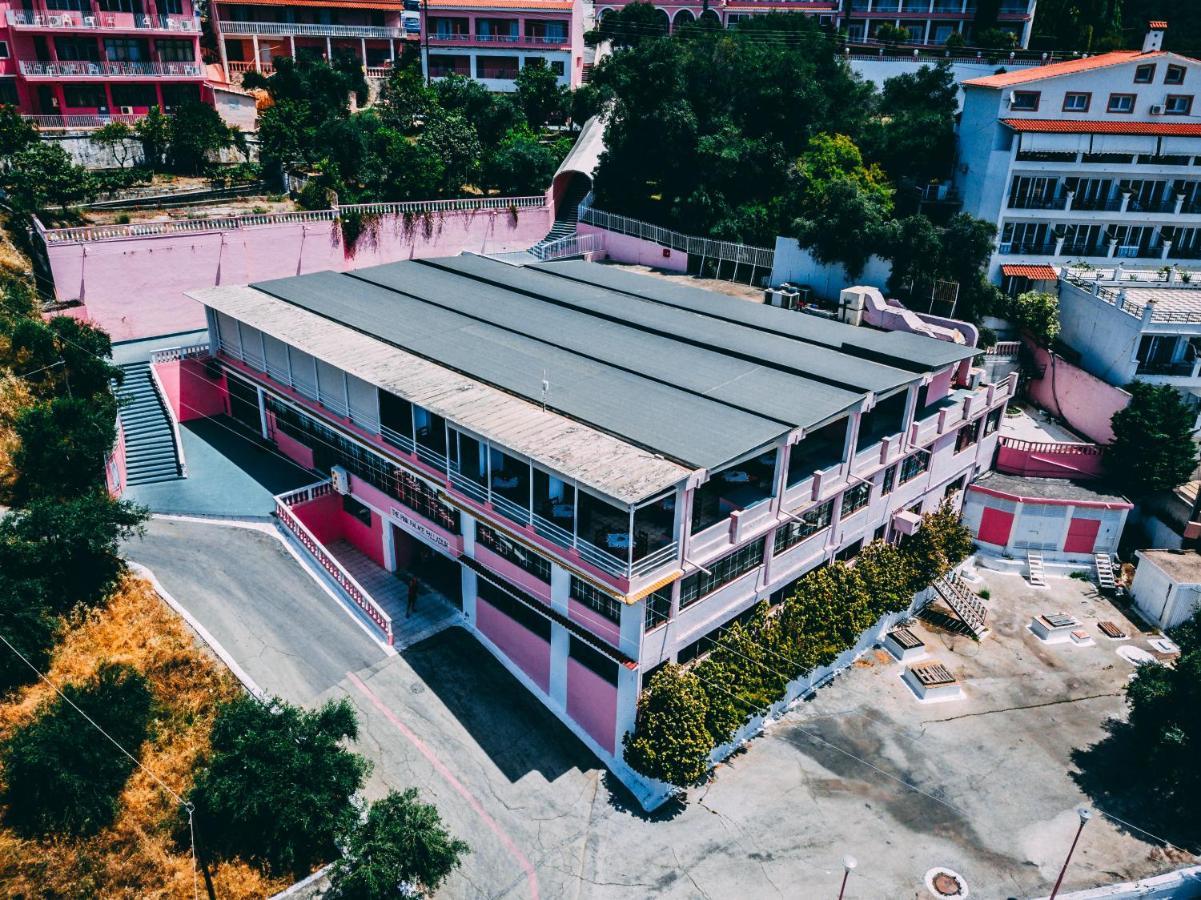 Pink Palace Beach Resort 아기오스고르디오스 외부 사진