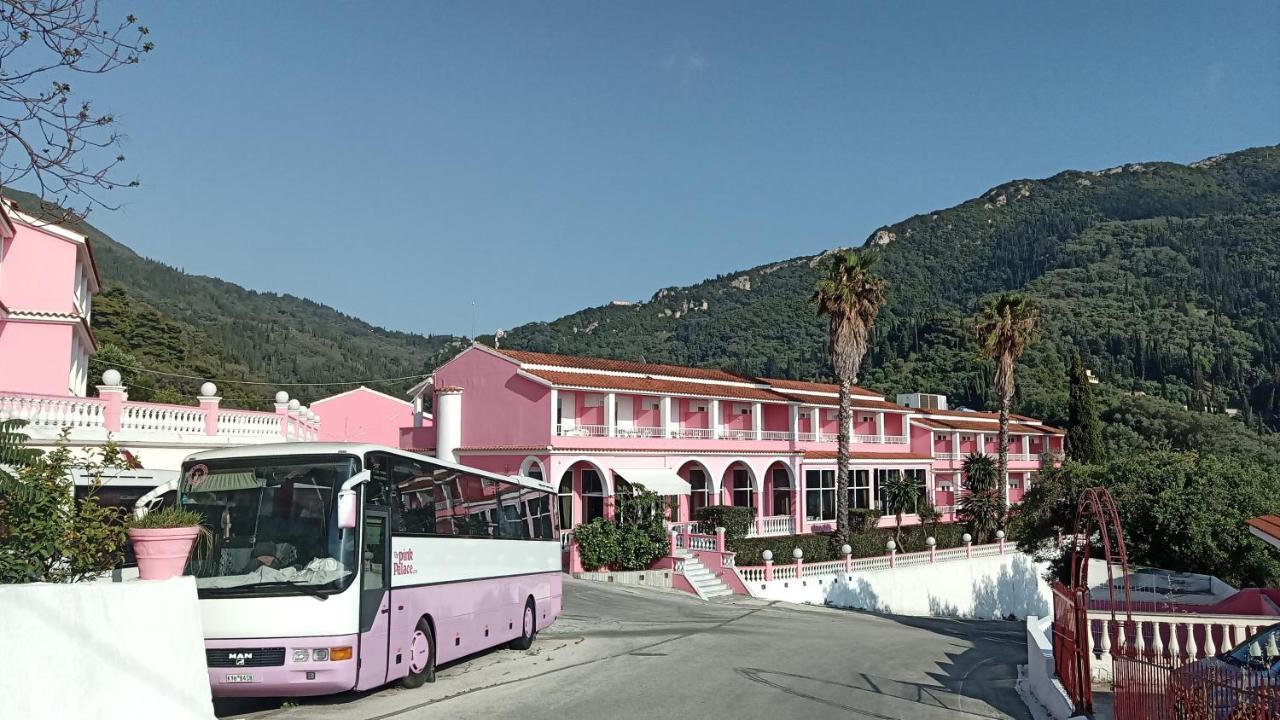 Pink Palace Beach Resort 아기오스고르디오스 외부 사진