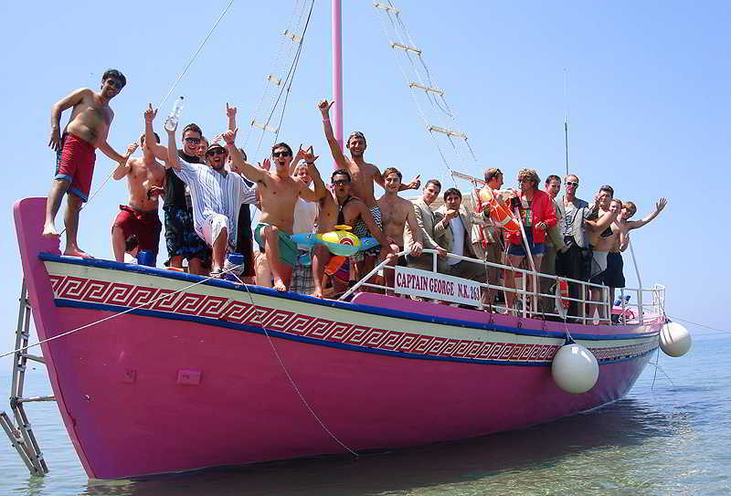 Pink Palace Beach Resort 아기오스고르디오스 외부 사진