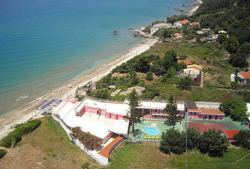 Pink Palace Beach Resort 아기오스고르디오스 외부 사진